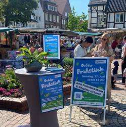 Gemeinsames Oelder Frühstück auf dem Marktplatz am Sa. 27. Juni